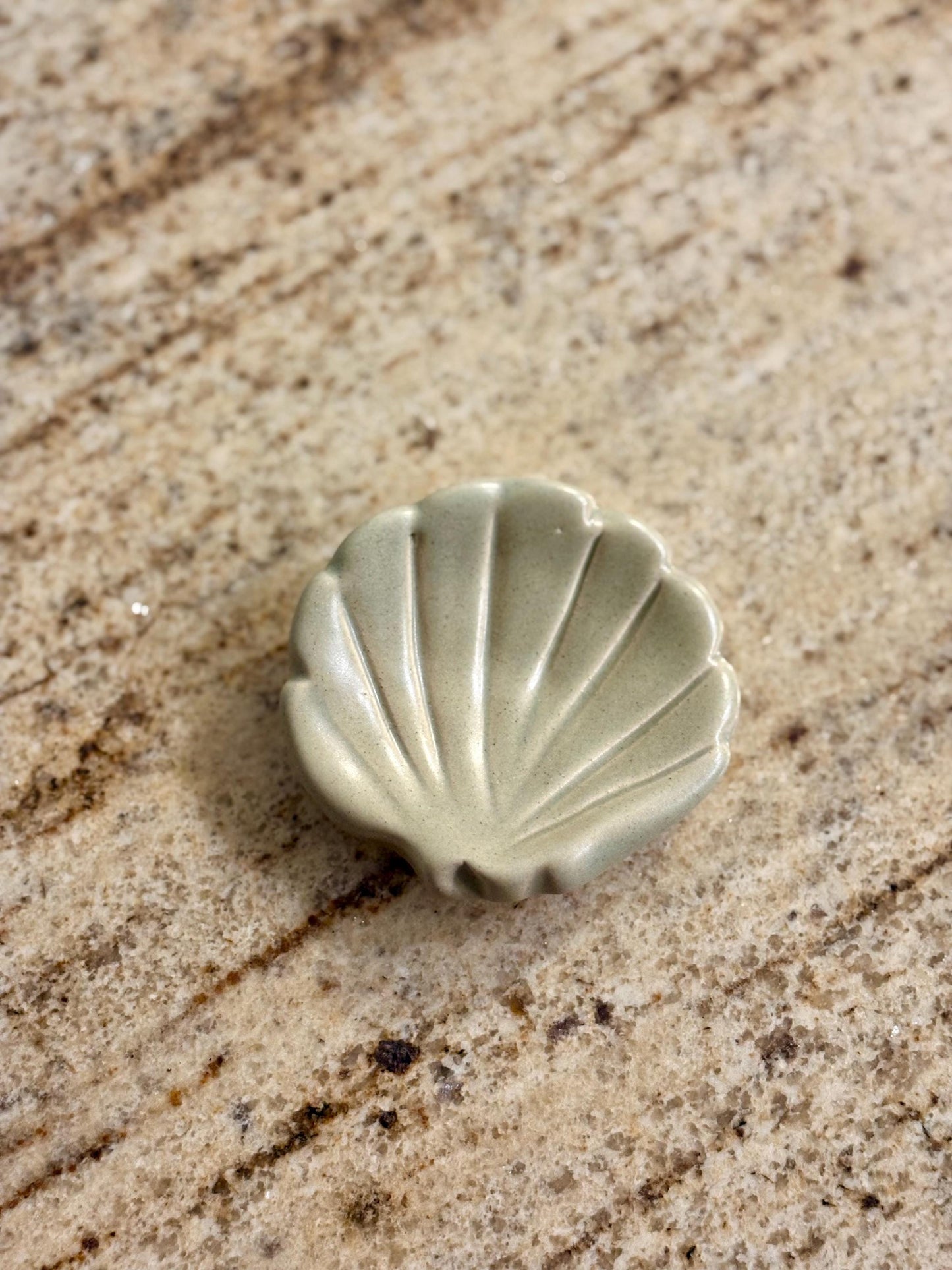 Shell Ring Holder