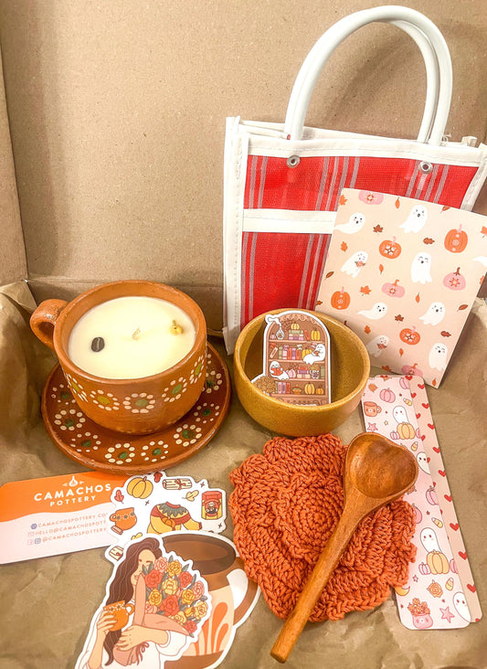 Fall Gift Box Arroz con Leche Candle Barro Mug with Plate Stickers Bookmarks Heart Shaped Wood Spoon Mini Print Mesh Bag Cozy Preorder Box