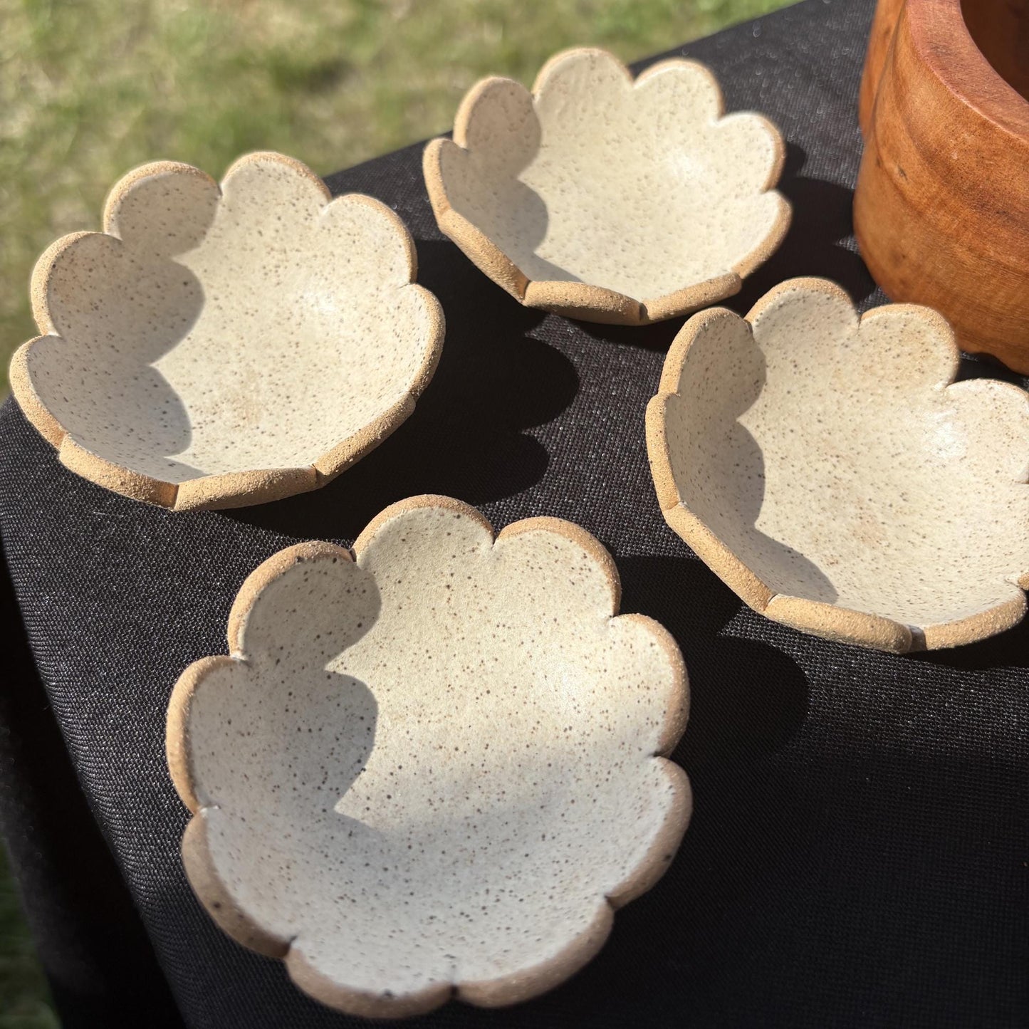 ceramic dish ring holder